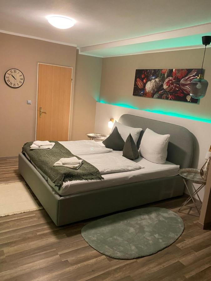 Hotel Gonzlay Трабен-Трарбах Экстерьер фото
